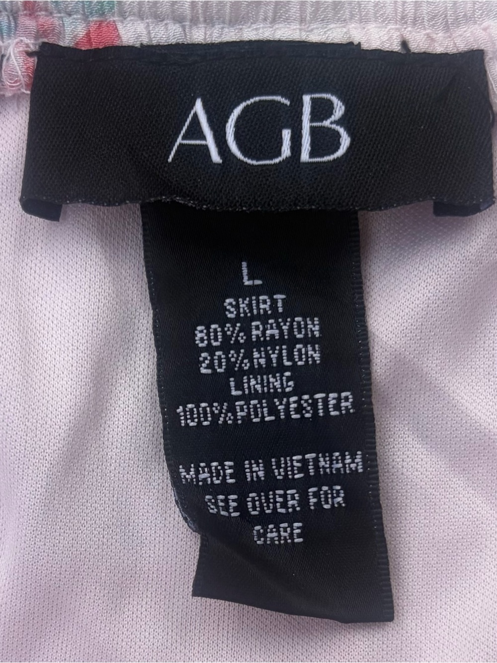 AGB - Light Pink Skirt with Subtle Floral Detail - Size Large - Picture 4 of 4